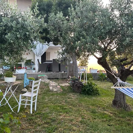 Bed & Breakfast La Collina In Stanza - 3*