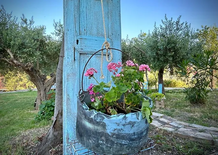 La Collina In Stanza - 3*